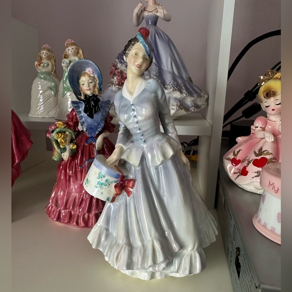 RARE! Royal Doulton Midinette England Bone China Figurine Lady Girl Dress - Picture 1 of 7